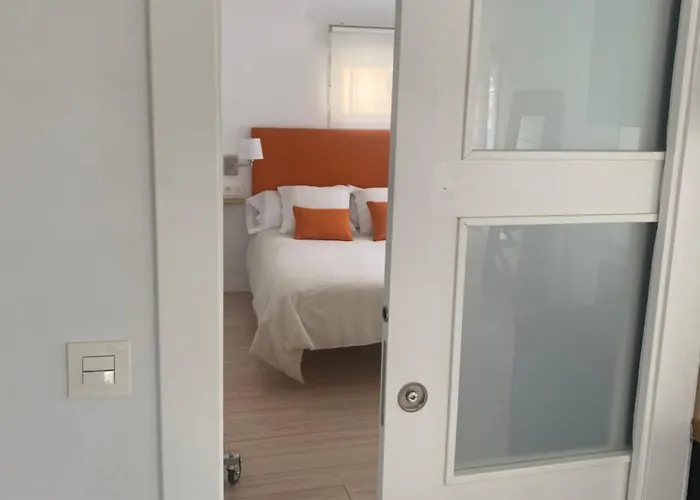 Nuevo!! San Antonio - Al Lado De La Catedral * اوفيدو